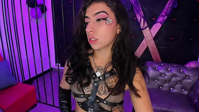 Snapshot of TeennNaugthy18 chatting on October 31, 2025, 3:03 am TeennNaugthy18 online show from October 31, 2025, 3:03 am