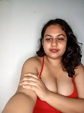 Snapshot of bumblebeegirl chatting on February 22, 2025, 3:03 pm bumblebeegirl online show from February 22, 2025, 3:03 pm