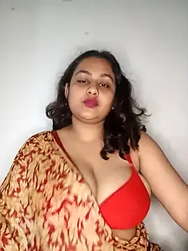 Snapshot of bumblebeegirl chatting on March 7, 2025, 8:55 pm bumblebeegirl online show from March 7, 2025, 8:55 pm