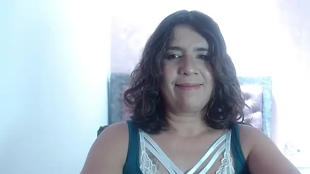 Snapshot of Victoria_meester chatting on August 8, 2026, 4:25 pm Victoria meester online show from August 8, 2026, 4:25 pm