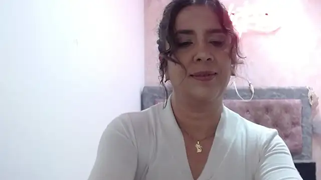 Victoria meester online show from June 17, 2026, 1:54 pm