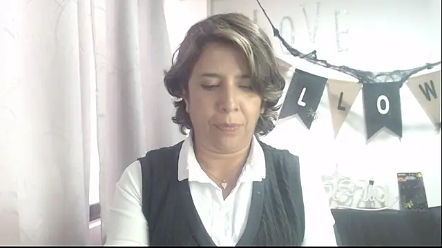 Victoria meester online show from October 15, 2025, 8:28 pm