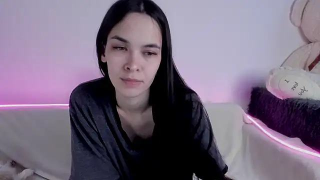 Snapshot of 666kisses chatting on February 16, 2025, 3:58 am 666kisses online show from February 16, 2025, 3:58 am