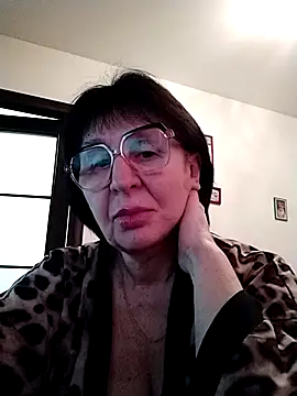 Snapshot of AlbinaXPretty chatting on February 23, 2025, 12:48 pm AlbinaXPretty online show from February 23, 2025, 12:48 pm