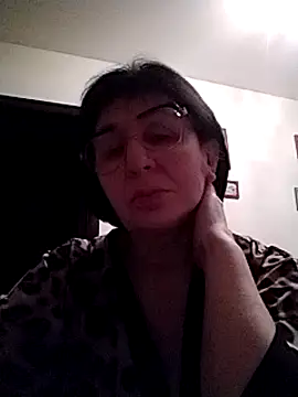 Snapshot of AlbinaXPretty chatting on February 8, 2025, 11:24 pm AlbinaXPretty online show from February 8, 2025, 11:24 pm