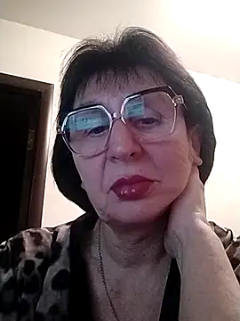Snapshot of AlbinaXPretty chatting on February 5, 2025, 7:20 pm AlbinaXPretty online show from February 5, 2025, 7:20 pm