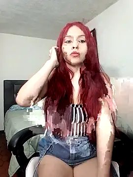 Snapshot of Luciana_and_Neitan chatting on December 16, 2025, 7:18 pm Luciana and Neitan online show from December 16, 2025, 7:18 pm