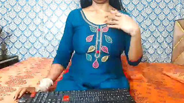 nikitahot3 online show from September 25, 2025, 3:29 pm