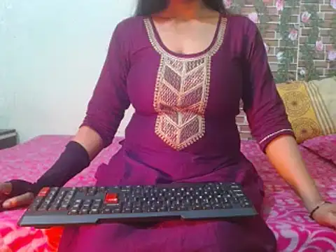 nikitahot3 online show from March 3, 2025, 10:06 am