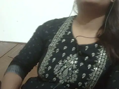 shekira99 online show from June 22, 2026, 2:14 pm