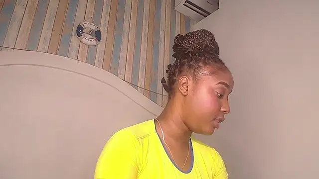 Snapshot of MichaelaCox chatting on June 27, 2026, 1:17 pm MichaelaCox online show from June 27, 2026, 1:17 pm