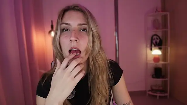 Snapshot of Dakotaa_ chatting on December 3, 2025, 4:35 am Dakotaa online show from December 3, 2025, 4:35 am