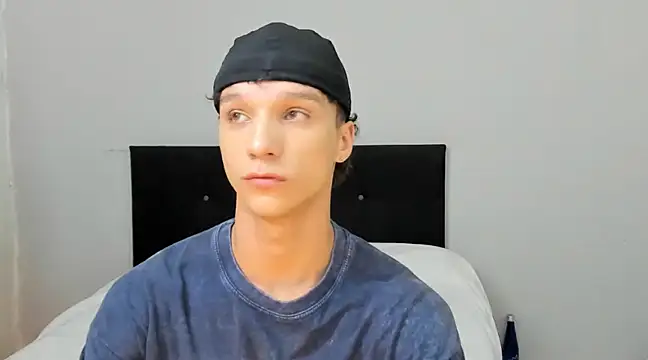 angelcortes online show from March 21, 2025, 11:55 am