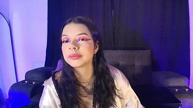 Snapshot of yungelitamor_ chatting on July 2, 2026, 5:35 am yungelitamor online show from July 2, 2026, 5:35 am