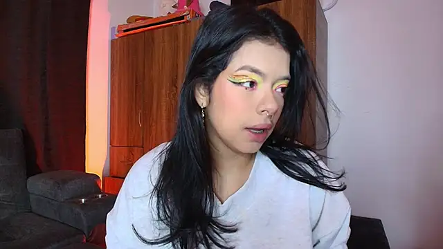Snapshot of yungelitamor_ chatting on July 12, 2026, 5:41 am yungelitamor online show from July 12, 2026, 5:41 am