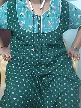 Snapshot of yours-kavaya chatting on March 4, 2025, 6:50 pm yours-kavaya online show from March 4, 2025, 6:50 pm