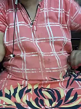 Snapshot of yours-kavaya chatting on October 4, 2025, 6:48 am yours-kavaya online show from October 4, 2025, 6:48 am