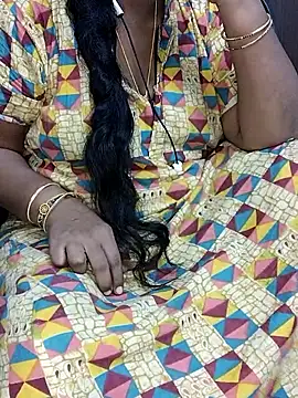Snapshot of yours-kavaya chatting on September 19, 2025, 5:28 pm yours-kavaya online show from September 19, 2025, 5:28 pm