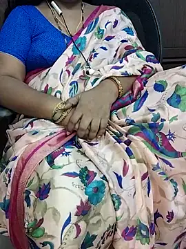 Snapshot of yours-kavaya chatting on September 12, 2025, 2:44 am yours-kavaya online show from September 12, 2025, 2:44 am