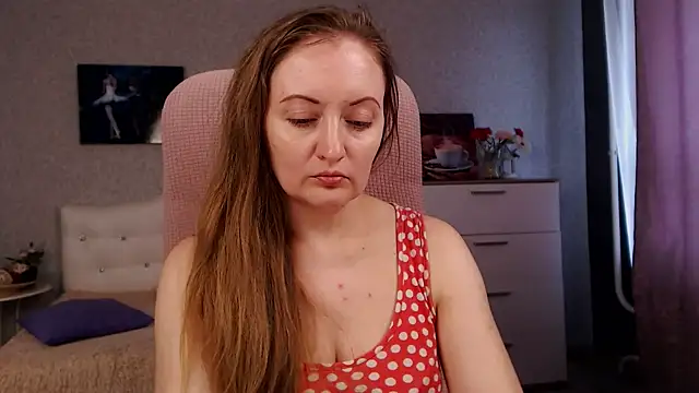 Snapshot of BettyFootFetish chatting on May 23, 2026, 7:51 am BettyFootFetish online show from May 23, 2026, 7:51 am
