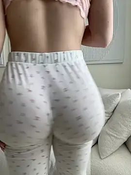 StacyJuly online show from July 11, 2026, 9:42 am