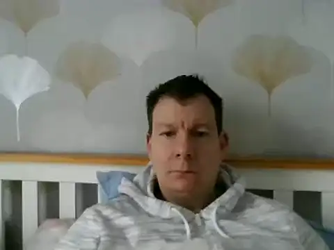 Snapshot of calibersmith chatting on February 27, 2025, 9:40 am calibersmith online show from February 27, 2025, 9:40 am