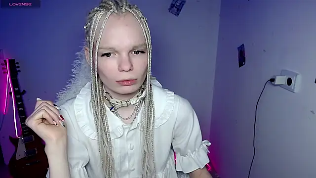 Emily Nyaffee online show from January 7, 2026, 2:05 am