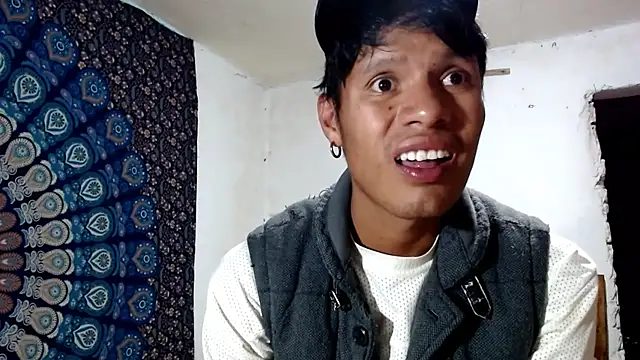 Tylerfordxxx online show from November 15, 2025, 12:14 am