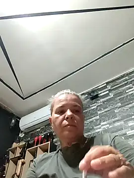 Snapshot of Mistress_Miry chatting on September 18, 2025, 7:11 am Mistress Miry online show from September 18, 2025, 7:11 am