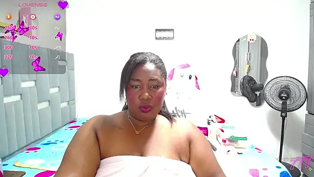 thickebonymilfF online show from June 13, 2026, 3:59 am