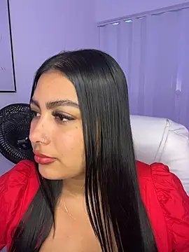 NatashaBrown12 online show from October 30, 2025, 1:20 pm