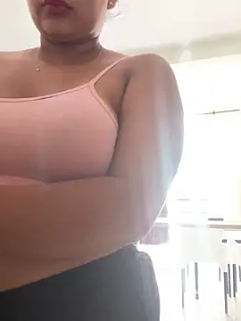 NatashaBrown12 online show from October 19, 2025, 1:47 pm