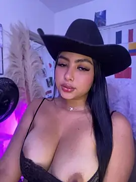 Snapshot of NatashaBrown12 chatting on July 15, 2026, 2:24 pm NatashaBrown12 online show from July 15, 2026, 2:24 pm