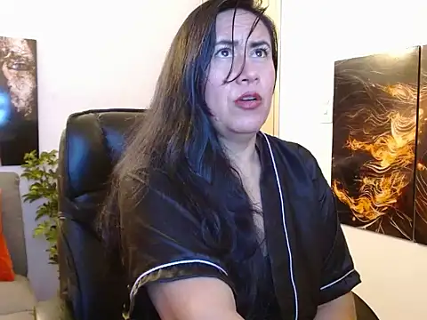 amalia brunette online show from February 22, 2025, 1:11 am