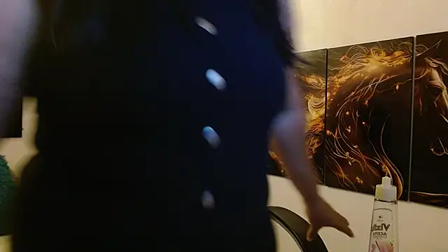 amalia brunette online show from March 14, 2026, 11:33 pm