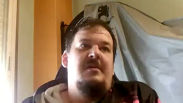 porkorossy online show from May 5, 2026, 9:56 am