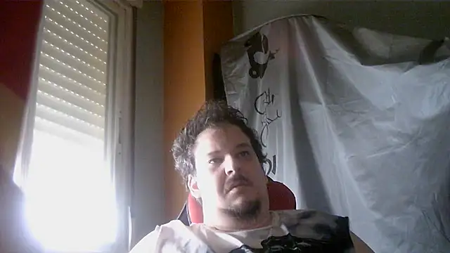 Snapshot of porkorossy chatting on June 11, 2026, 7:16 am porkorossy online show from June 11, 2026, 7:16 am