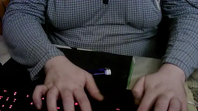 porkorossy online show from March 5, 2026, 1:02 am