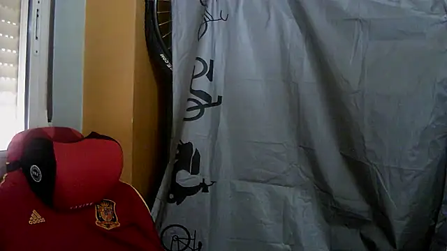 porkorossy online show from February 11, 2026, 9:42 am