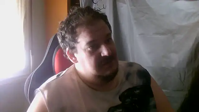 Snapshot of porkorossy chatting on June 15, 2026, 10:15 am porkorossy online show from June 15, 2026, 10:15 am