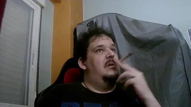 Snapshot of porkorossy chatting on June 5, 2026, 8:58 pm porkorossy online show from June 5, 2026, 8:58 pm