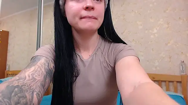 JuicyJess online show from February 2, 2025, 10:49 pm