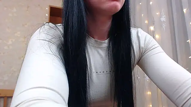 JuicyJess online show from February 3, 2025, 7:52 pm