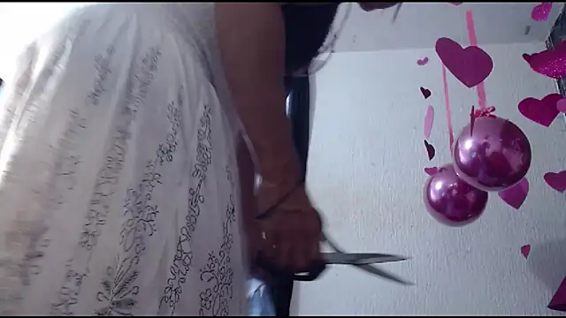 DesireDirtyTS   online show from September 15, 2025, 9:37 pm
