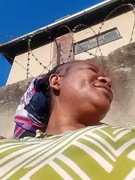 Snapshot of Bootyliciousbbw12 chatting on October 9, 2025, 4:57 am Bootyliciousbbw12 online show from October 9, 2025, 4:57 am