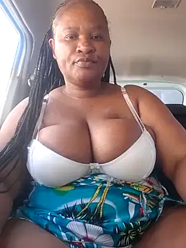 Snapshot of Bootyliciousbbw12 chatting on October 8, 2025, 7:10 am Bootyliciousbbw12 online show from October 8, 2025, 7:10 am