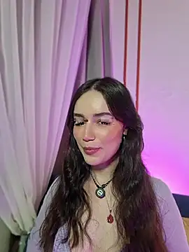 Kate Amaretto  online show from May 16, 2026, 1:37 am