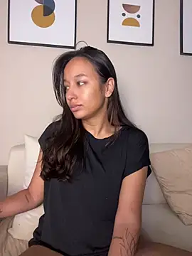 Snapshot of DianaHopson chatting on June 5, 2026, 12:00 pm DianaHopson online show from June 5, 2026, 12:00 pm
