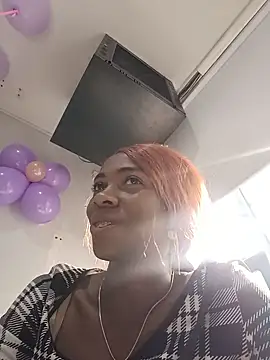 Snapshot of Shanelle__ chatting on June 26, 2026, 2:01 pm Shanelle online show from June 26, 2026, 2:01 pm