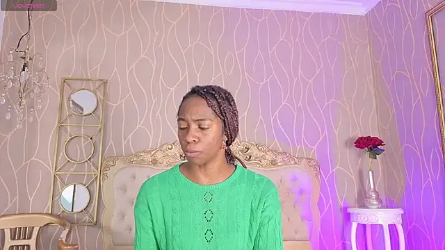 Snapshot of Shanelle__ chatting on August 3, 2026, 1:50 pm Shanelle online show from August 3, 2026, 1:50 pm